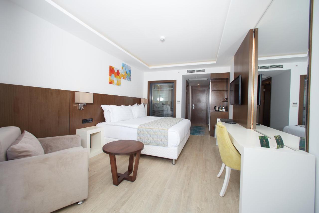 The Nowness Luxury Hotel & Spa Adulty Only Çeşme Exterior foto